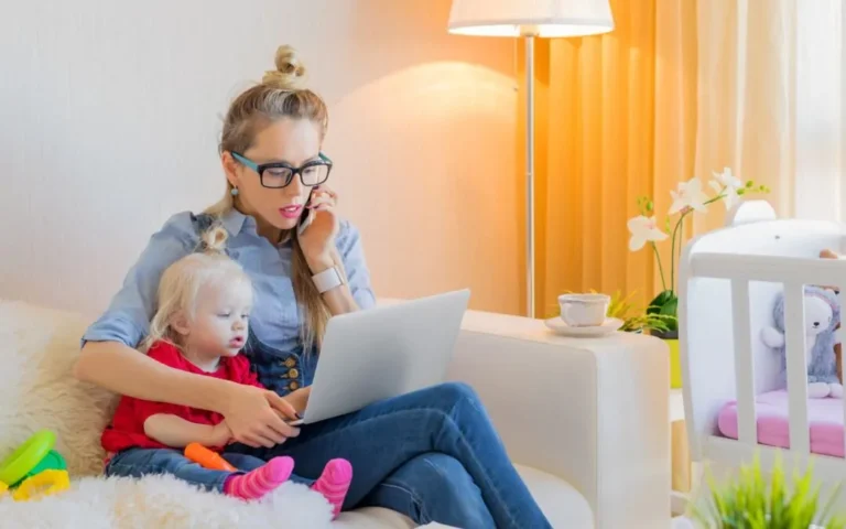 Mom Famousparenting – A Complete Guide for Modern Parents