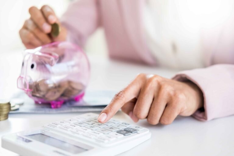 Smart Financial Choices with GoMyFinance.com Saving Money – The Ultimate Guide to Build Wealth