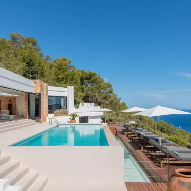 Luxury Villas Ibiza Le Collectionist – Experience Unmatched Elegance and Comfort in Paradise