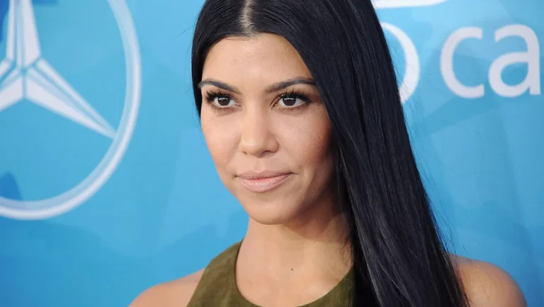 Kourtney Kardashian – Biography, Career, Personal Life and Influence in 2025