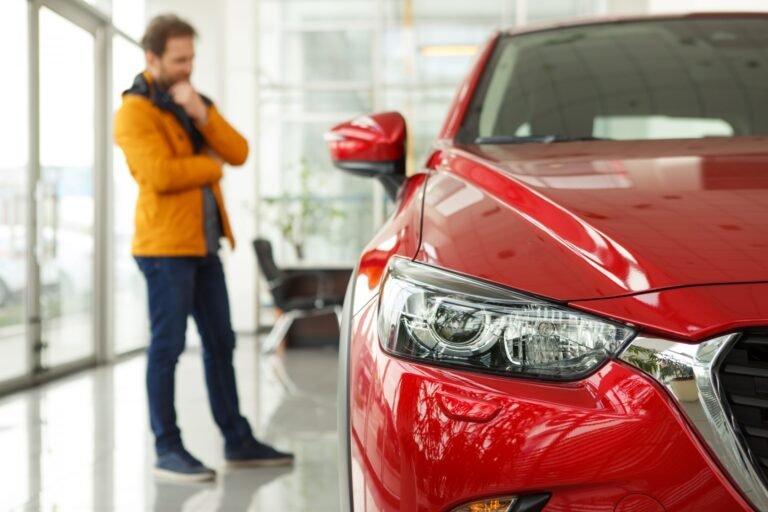 What to Look for in a Trusted Car Dealership Before Buying